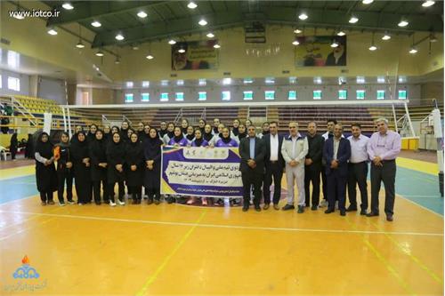 اردوی تیم ملی والیبال دختران زیر۱۶ سال در خارگ به پایان رسید