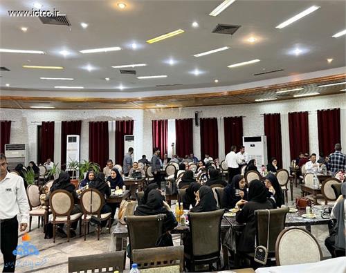 گرامیداشت مقام معلم در خارگ؛ تجلیل از فرهنگیان با ابتکار شرکت پایانه‌های نفتی ایران