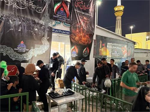 خدمت‌رسانی شبانه‌روزی شرکت پایانه‌های نفتی ایران به زائران امام رضا(ع) در ایام اربعین حسینی