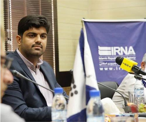 به پاس روشنایی‌بخشیِ راویان