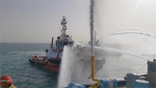 مانور آمادگی در شرایط اضطراری در پایانه نفتی خارگ برگزار شد
