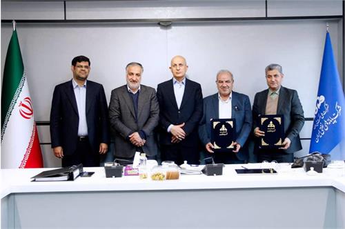 اسدروز: بدون سرمایه انسانی توانمند، پایداری سازمانی ممکن نیست
