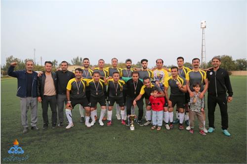 گزارش تصویری (3) مسابقات فوتبال کارکنان پایانه های نفتی ایران در جزیره خارگ