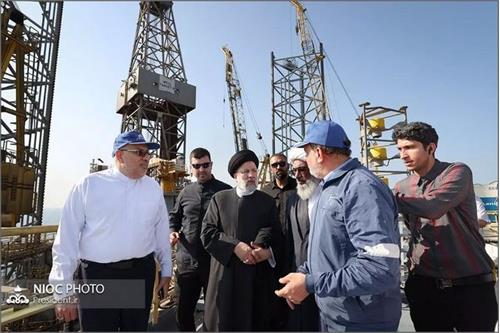 اتکا به توان داخلی و افزایش صادرات نفت در دولت سید ابراهیم رئیسی
