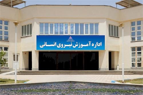 برگزاری ۱۵ دوره آموزش تخصصی عملیات فرودگاهی در پایانه‌های نفتی ایران